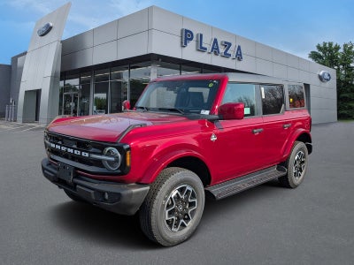 2026 Ford Bronco Outer Banks®