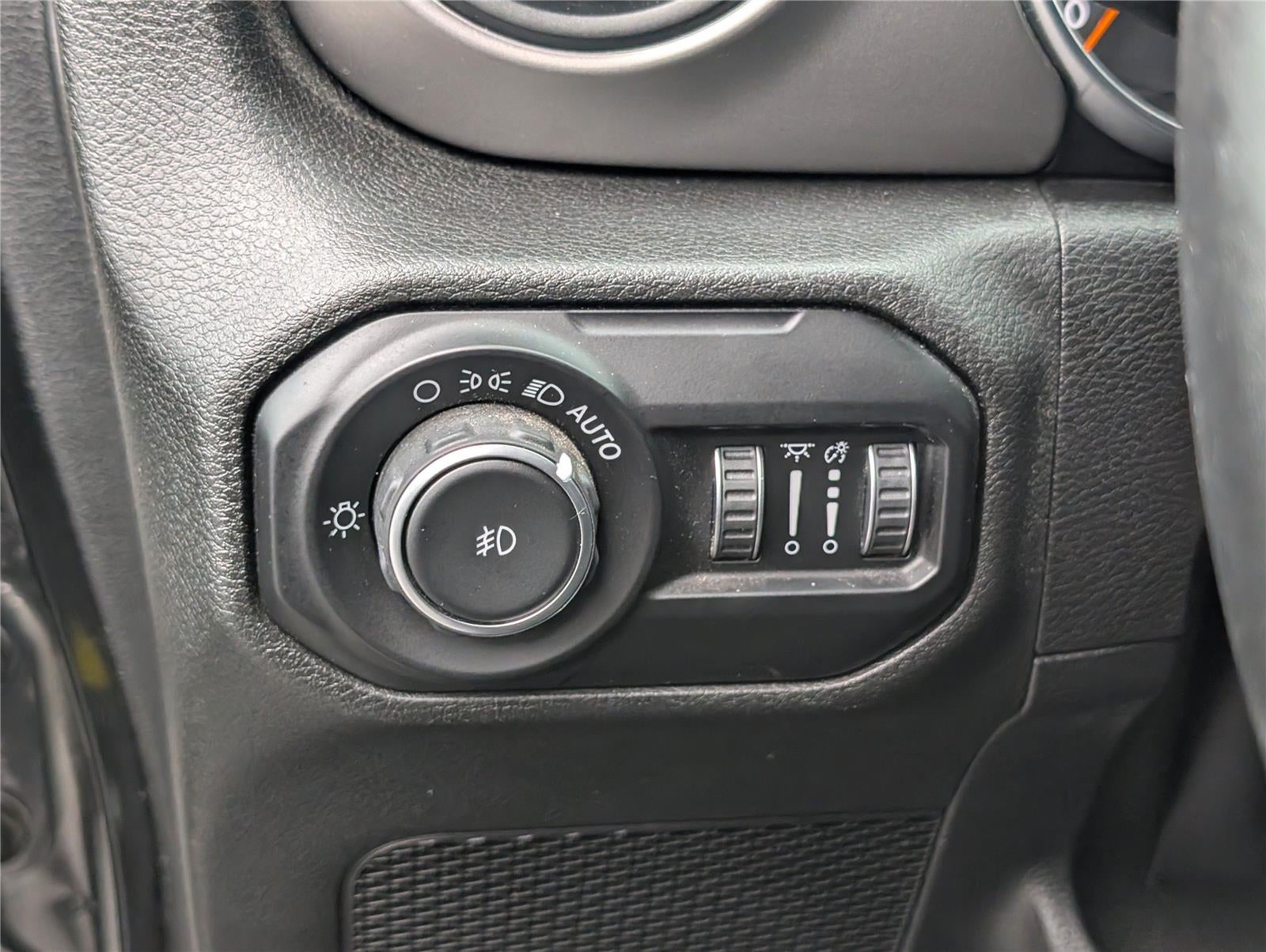 2020 Jeep Wrangler Sport