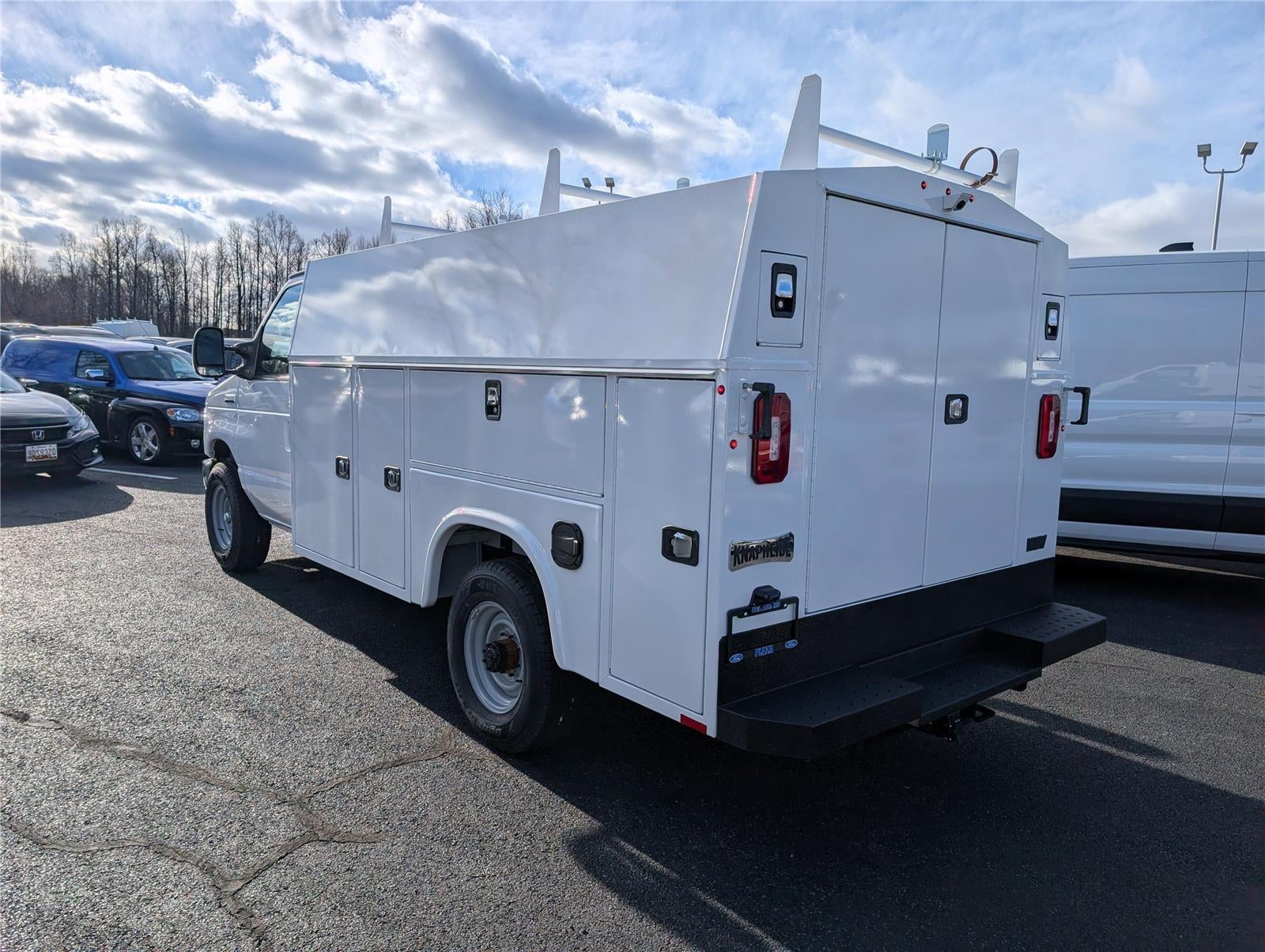 2026 Ford Econoline Cutaway E-350 SRW