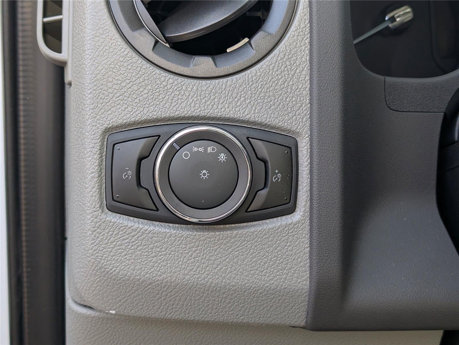 2026 Ford Econoline Cutaway E-350 SRW