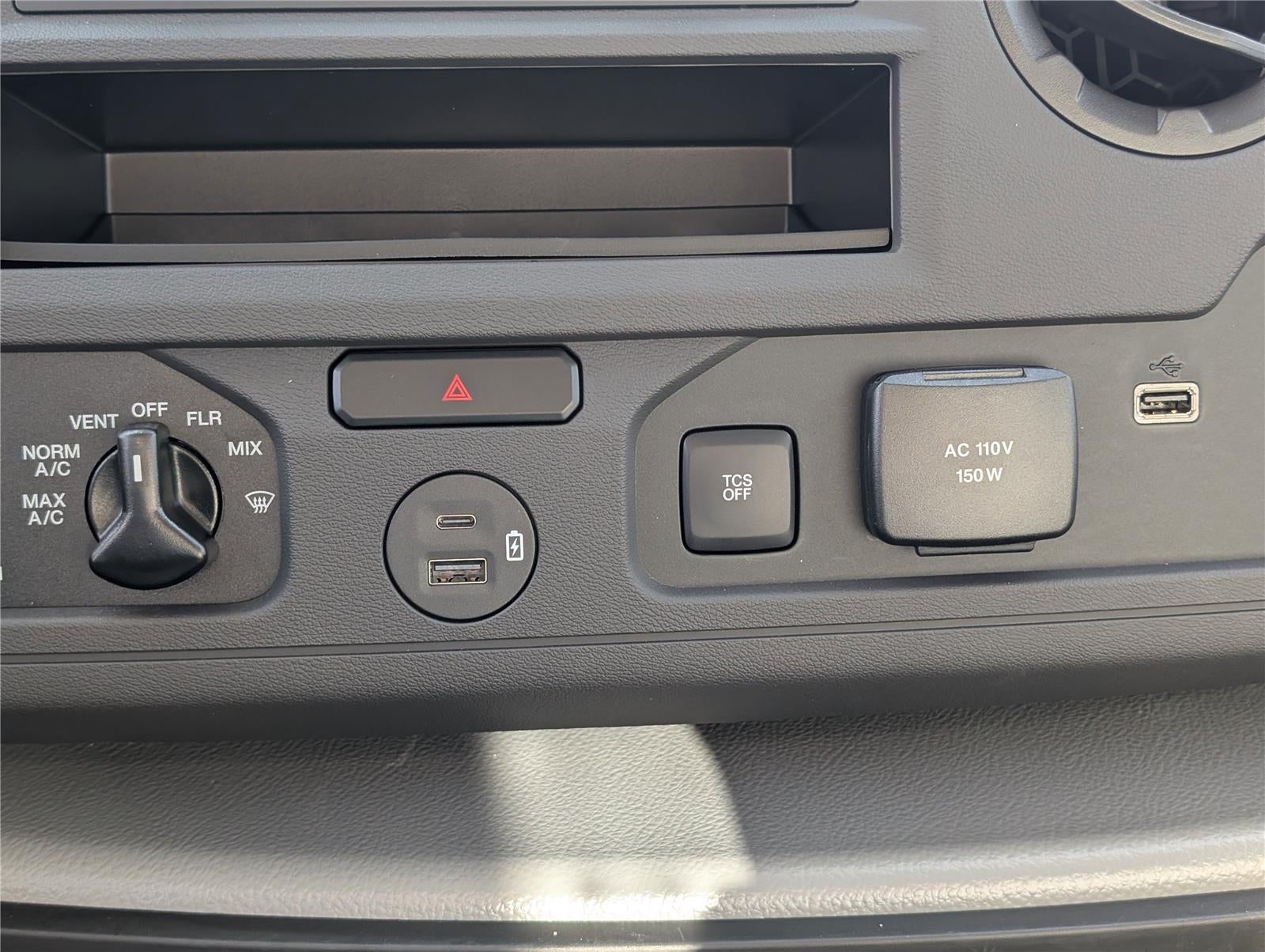 2026 Ford Econoline Cutaway E-350 SRW