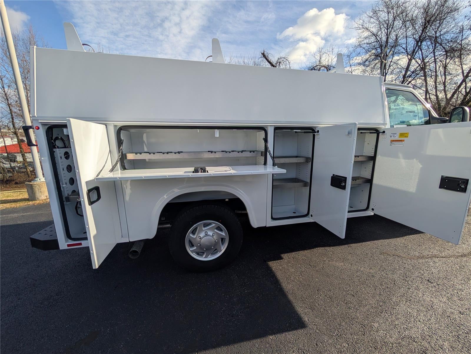 2026 Ford Econoline Cutaway E-350 SRW