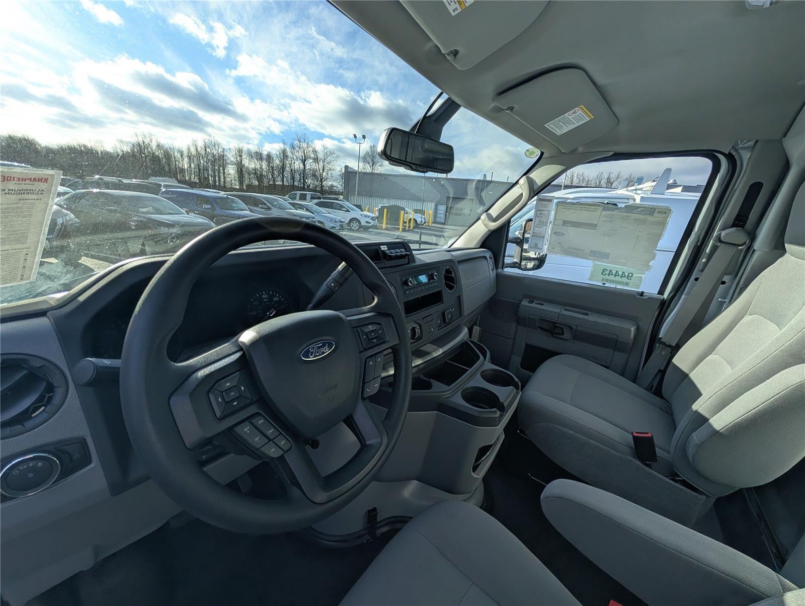 2026 Ford Econoline Cutaway E-350 SRW