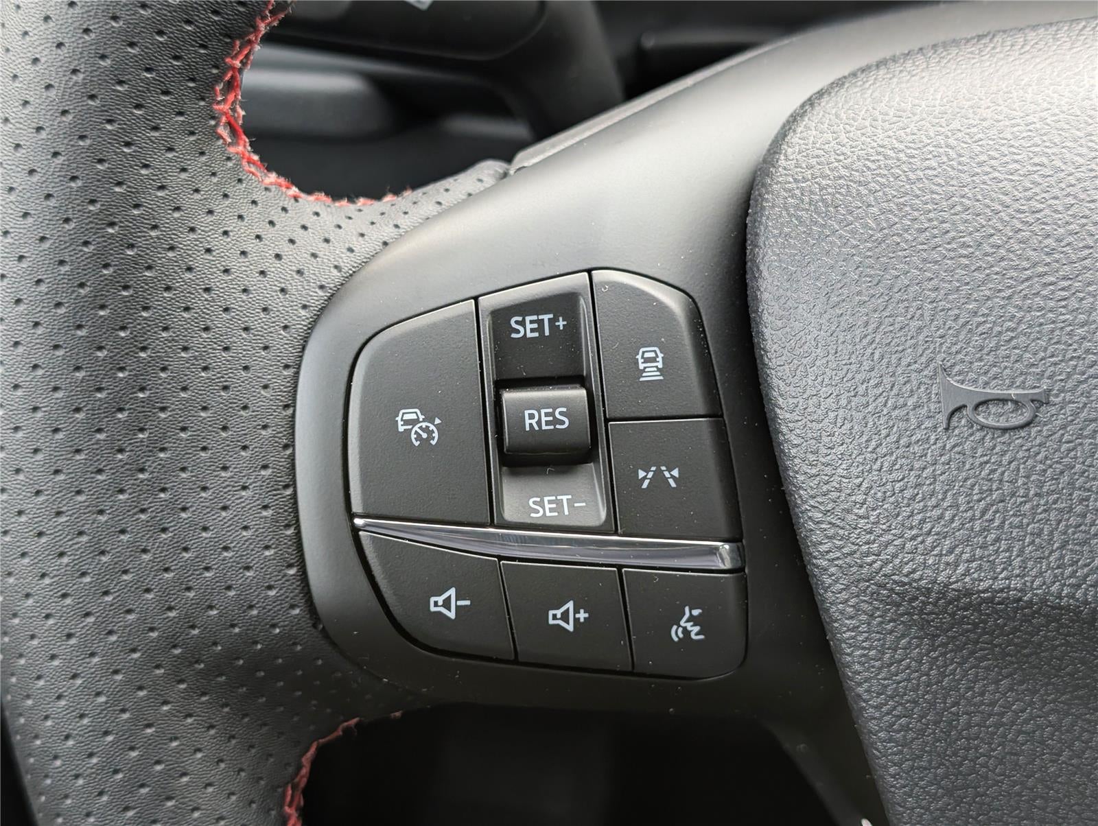 2026 Ford Escape ST-Line Select