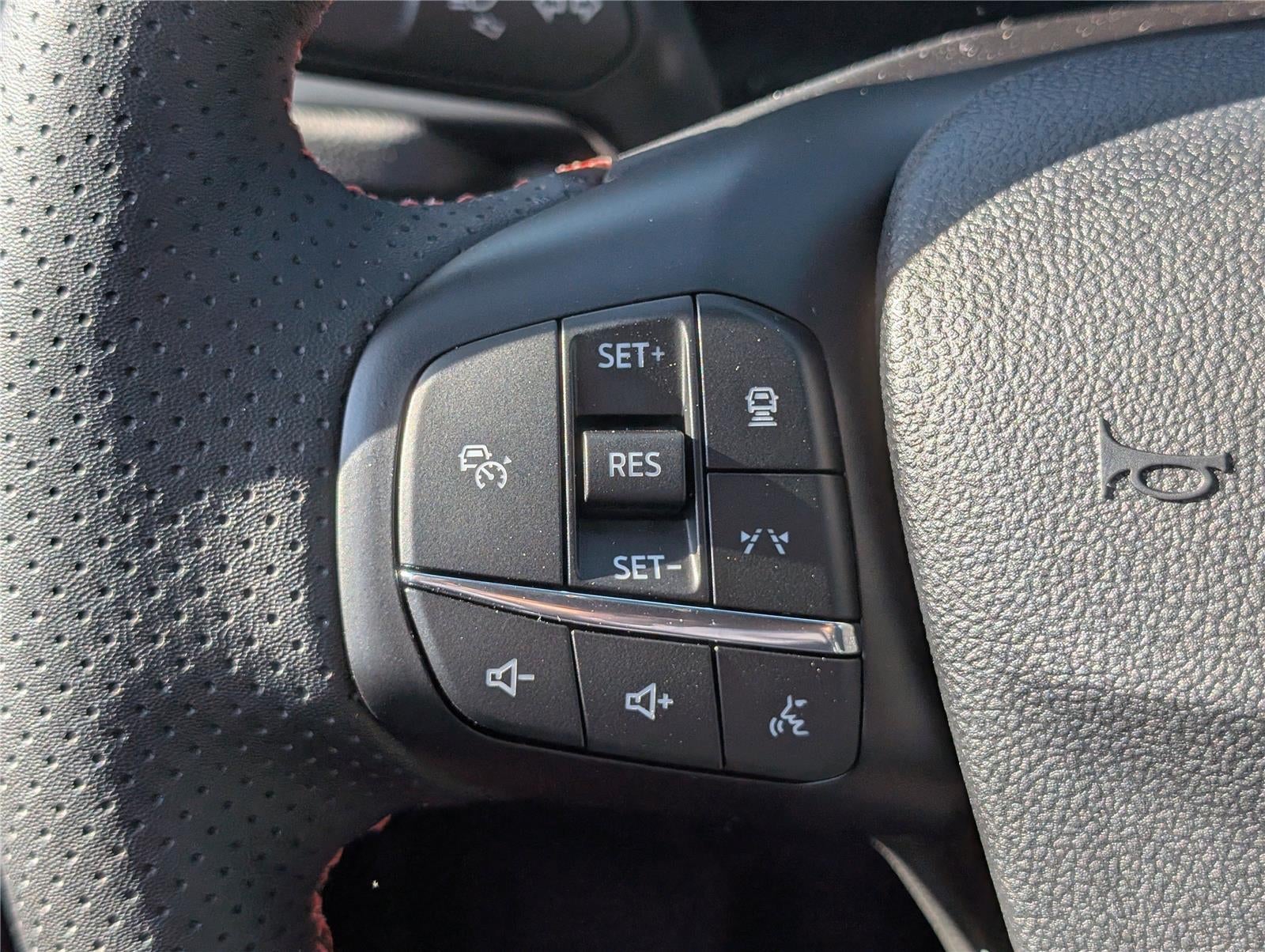 2026 Ford Escape ST-Line Select