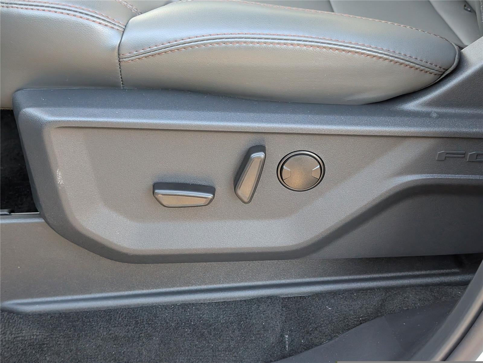 2025 Ford Expedition Active MAX