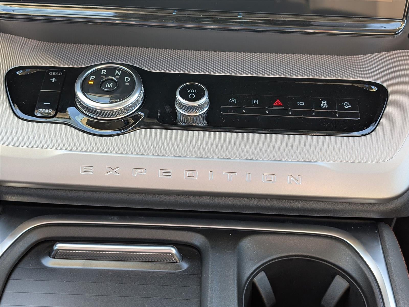 2025 Ford Expedition Active MAX