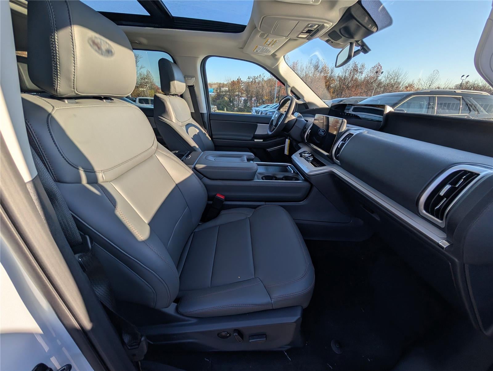 2025 Ford Expedition Active MAX