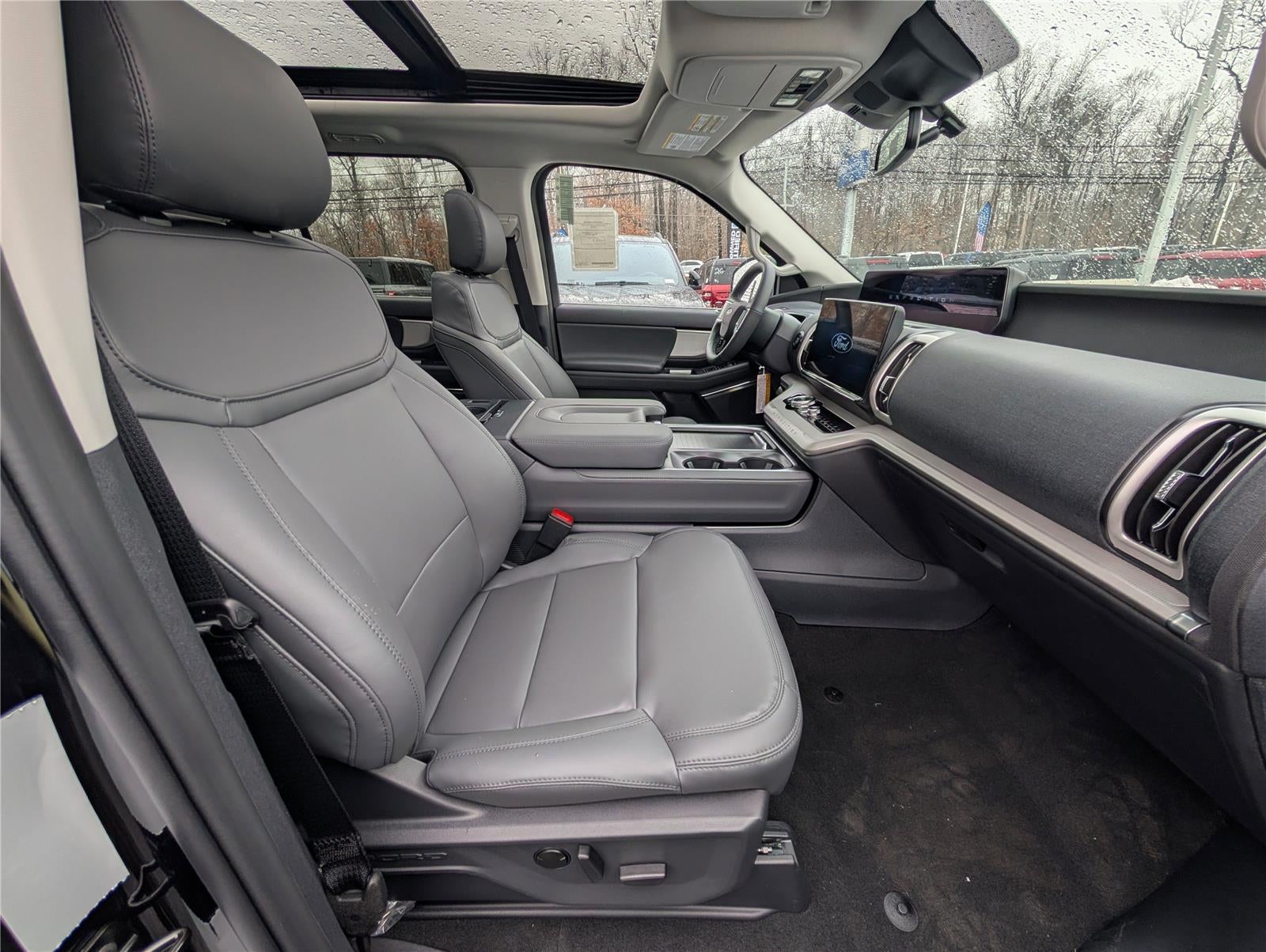 2026 Ford Expedition MAX Active