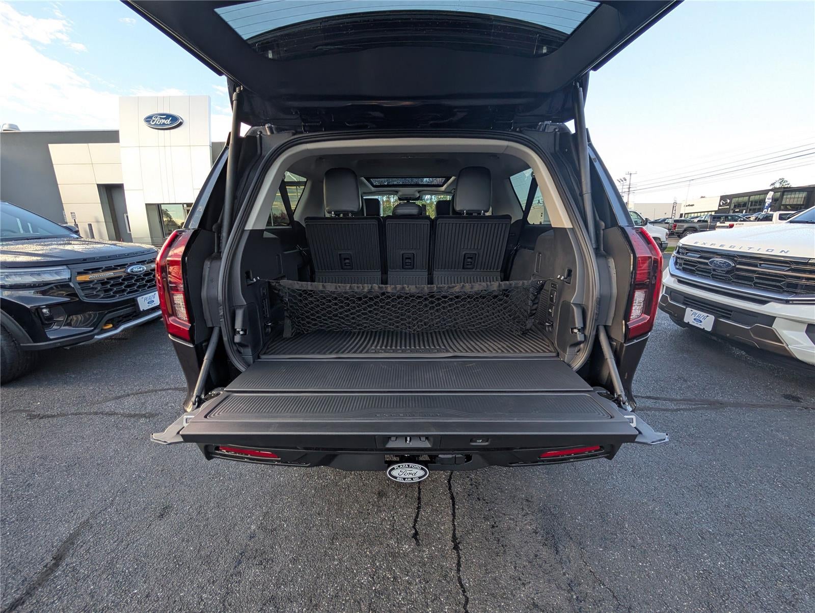 2025 Ford Expedition Active MAX