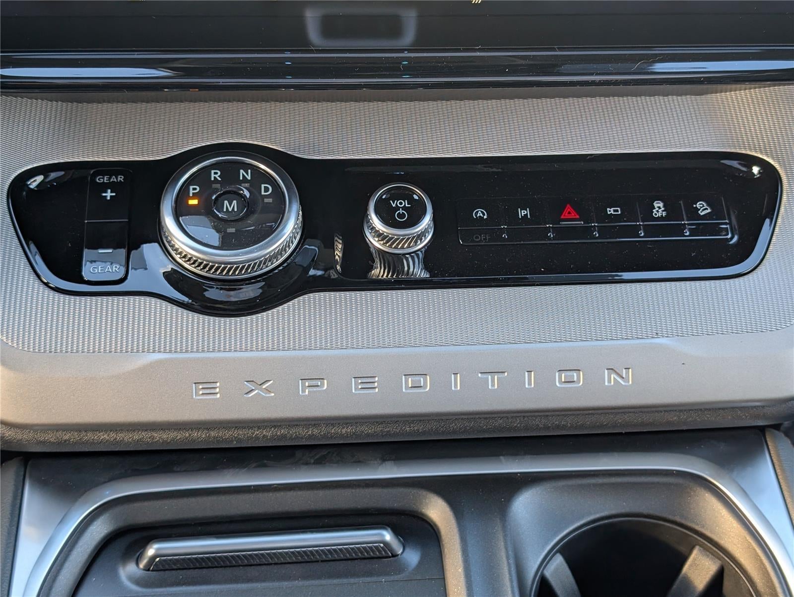 2025 Ford Expedition Active MAX