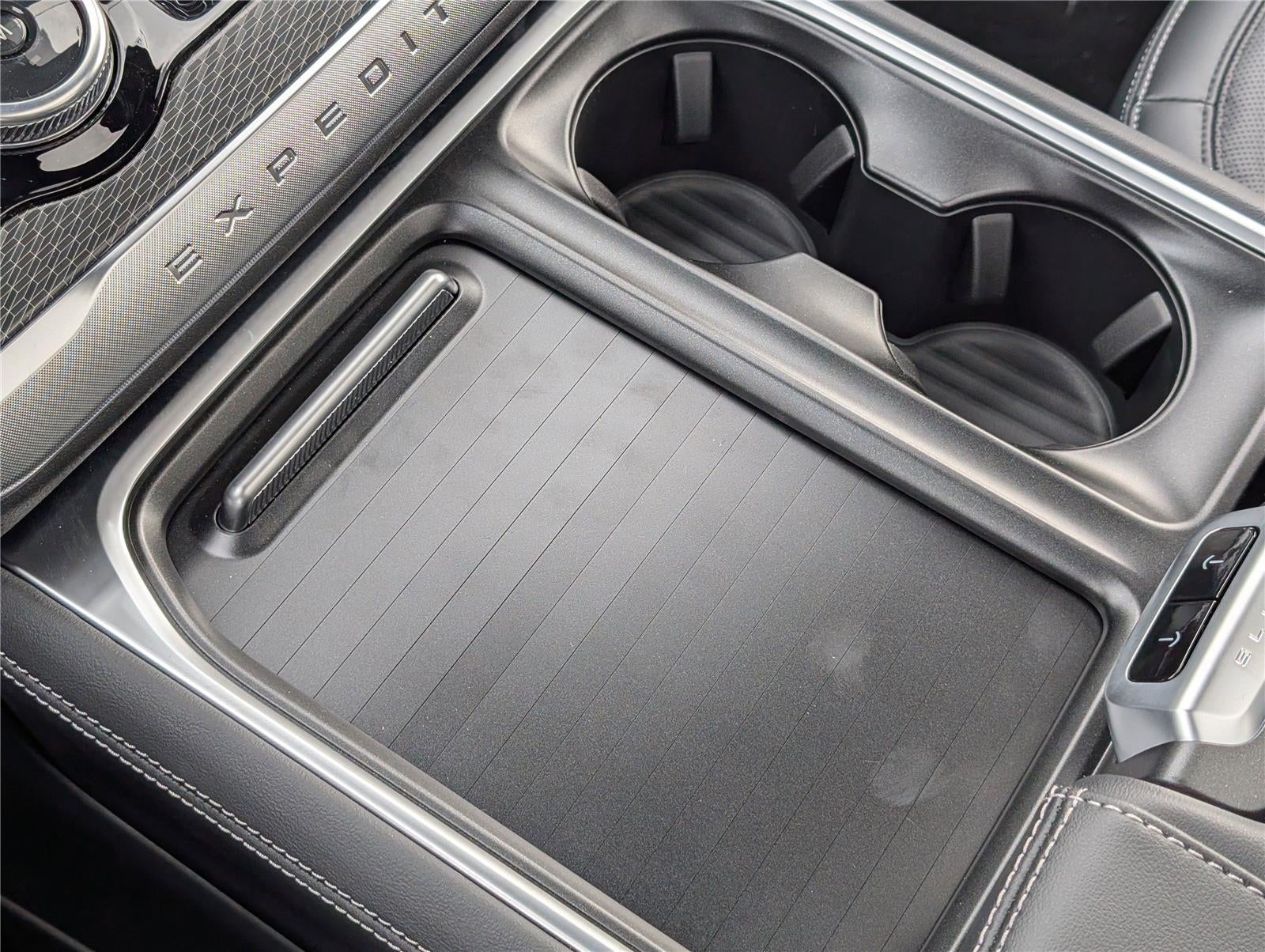 2026 Ford Expedition MAX Platinum®