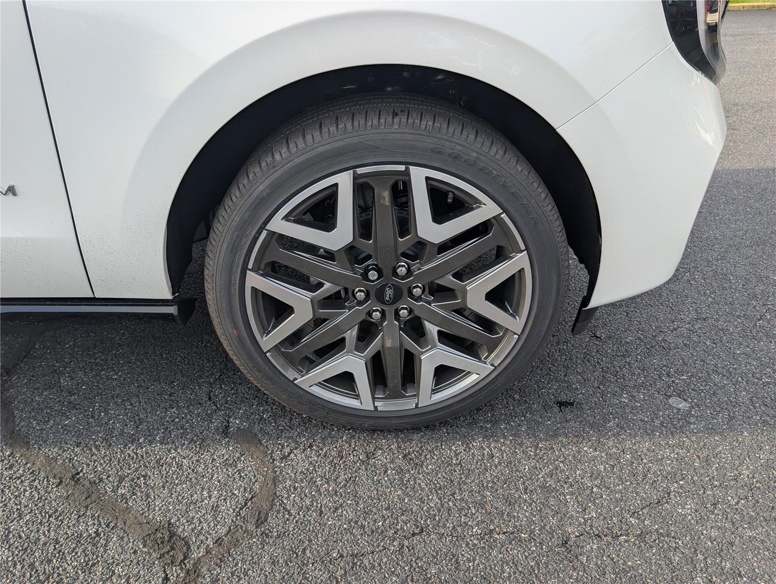 2025 Ford Expedition Platinum® MAX