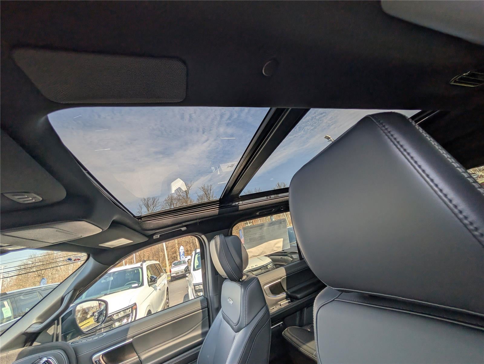 2026 Ford Expedition MAX Platinum®