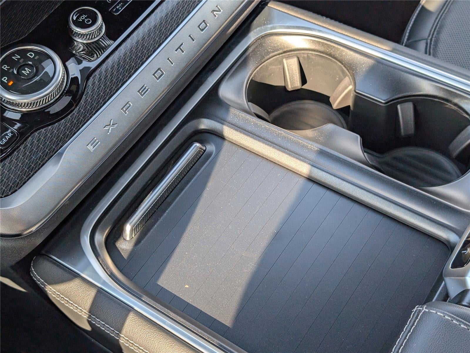 2026 Ford Expedition MAX Platinum®