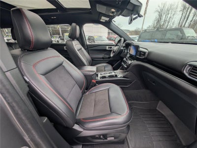2024 Ford Explorer ST-Line
