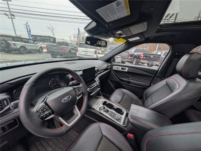 2024 Ford Explorer ST-Line