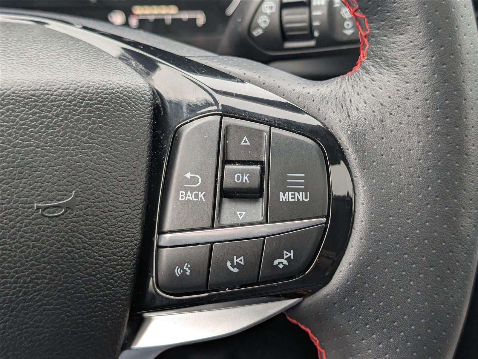 2024 Ford Explorer ST-Line