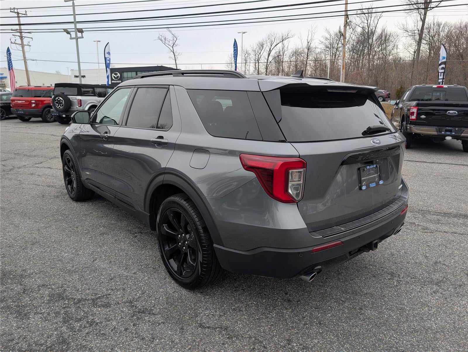 2024 Ford Explorer ST-Line