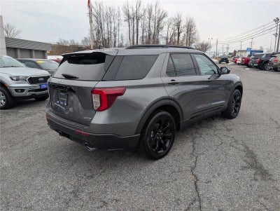2024 Ford Explorer ST-Line