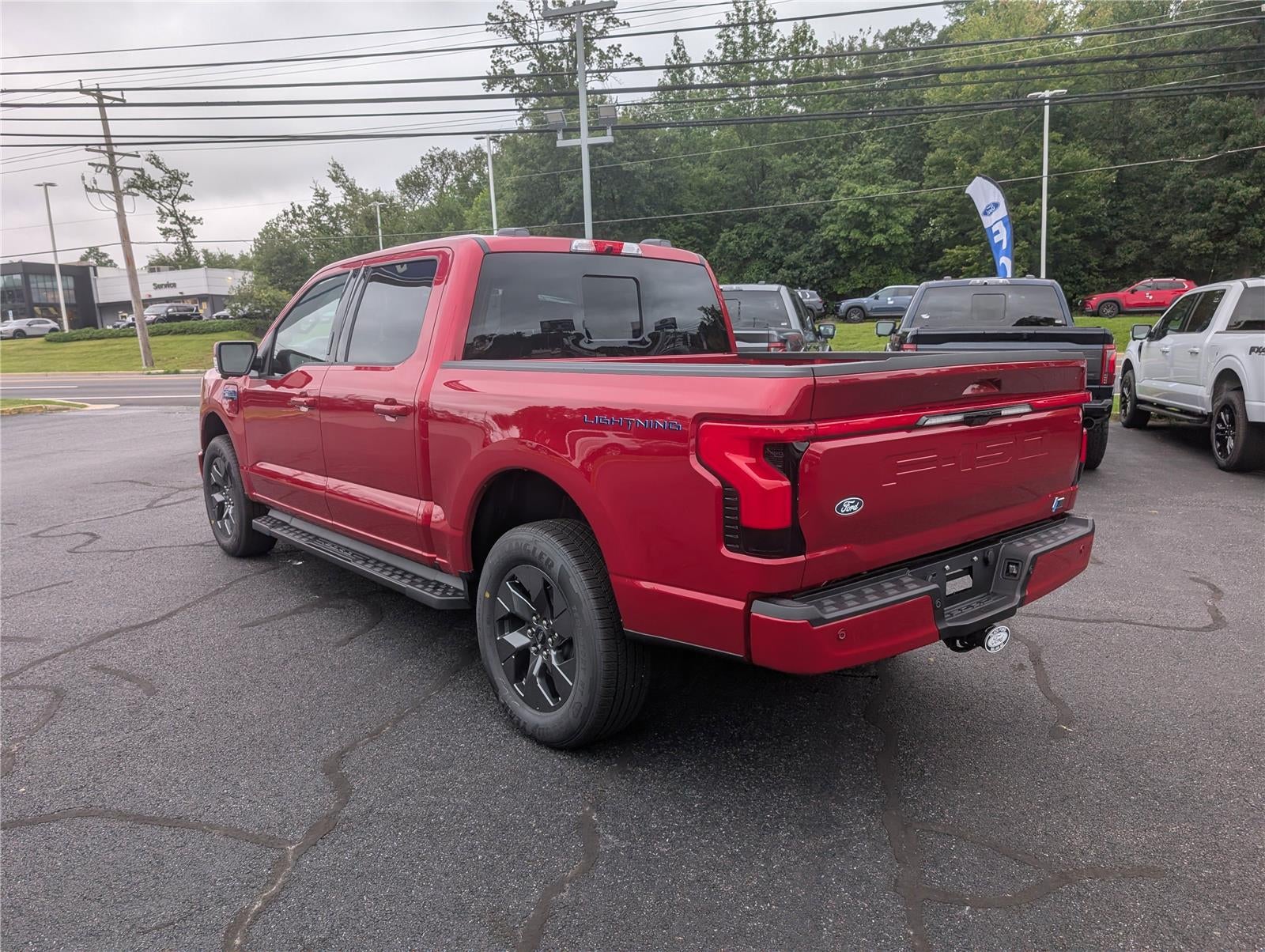 2025 Ford F-150 Lightning Lariat®