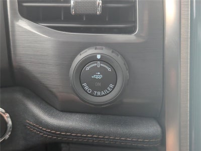 2025 Ford F-150 Lightning Lariat®