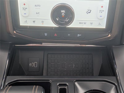 2025 Ford F-150 Lightning Lariat®