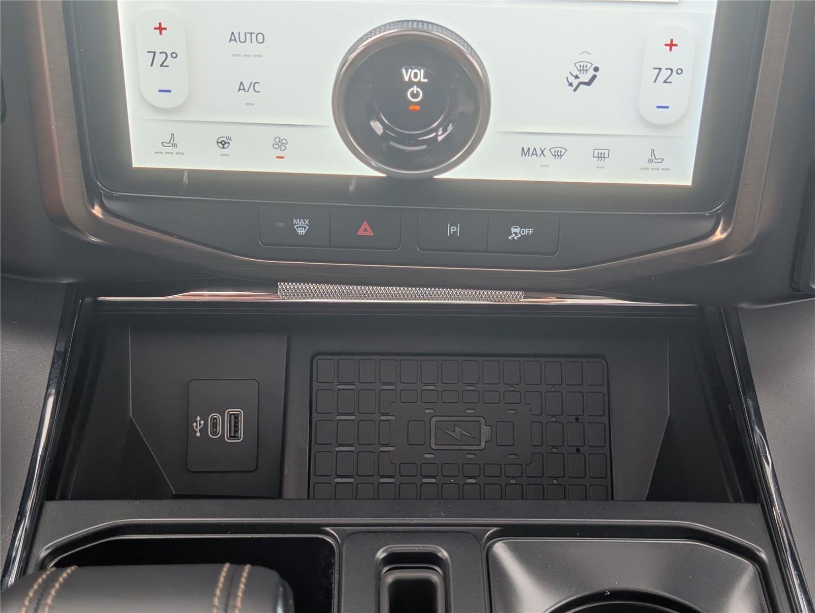 2025 Ford F-150 Lightning Lariat®