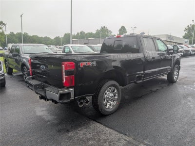 2025 Ford Super Duty F-250® Lariat®