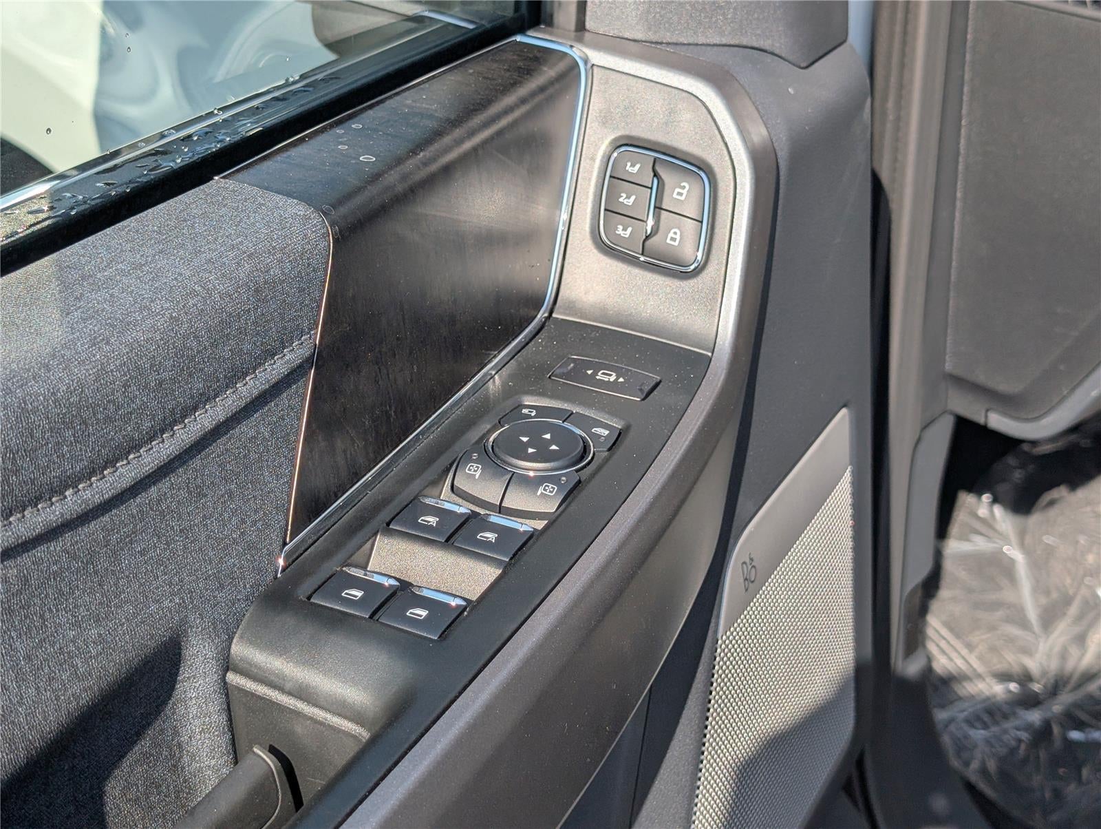 2025 Ford Super Duty F-250® Lariat®