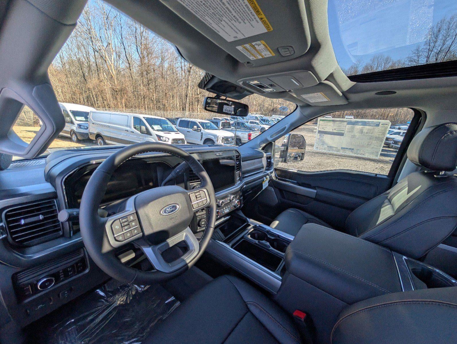 2025 Ford Super Duty F-250® Lariat®