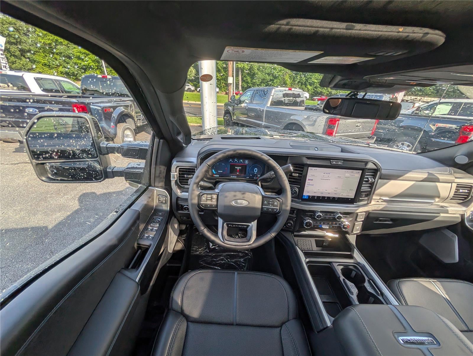 2025 Ford Super Duty F-250® Platinum®