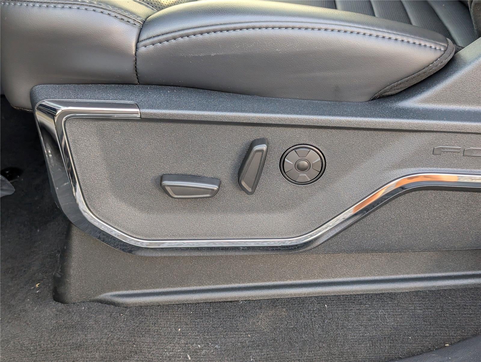 2025 Ford Super Duty F-250® Platinum®