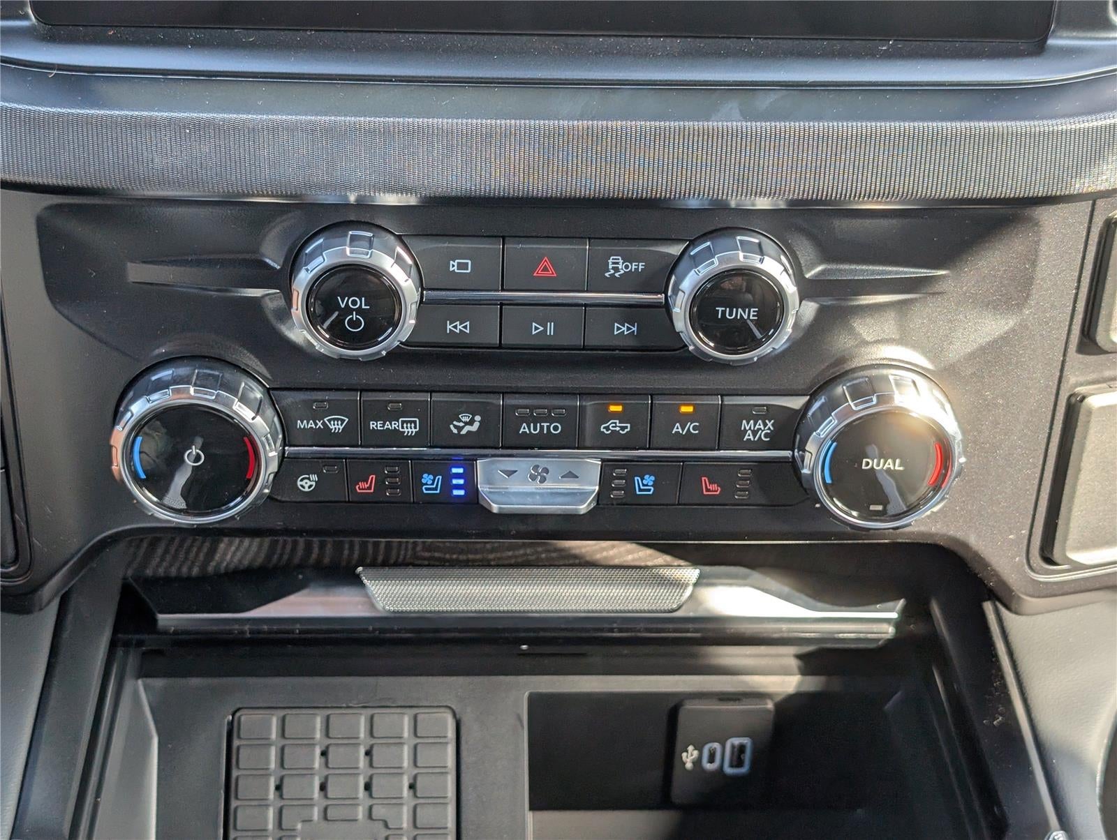 2025 Ford Super Duty F-250® Platinum®