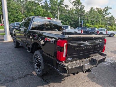 2025 Ford Super Duty F-250® Platinum®