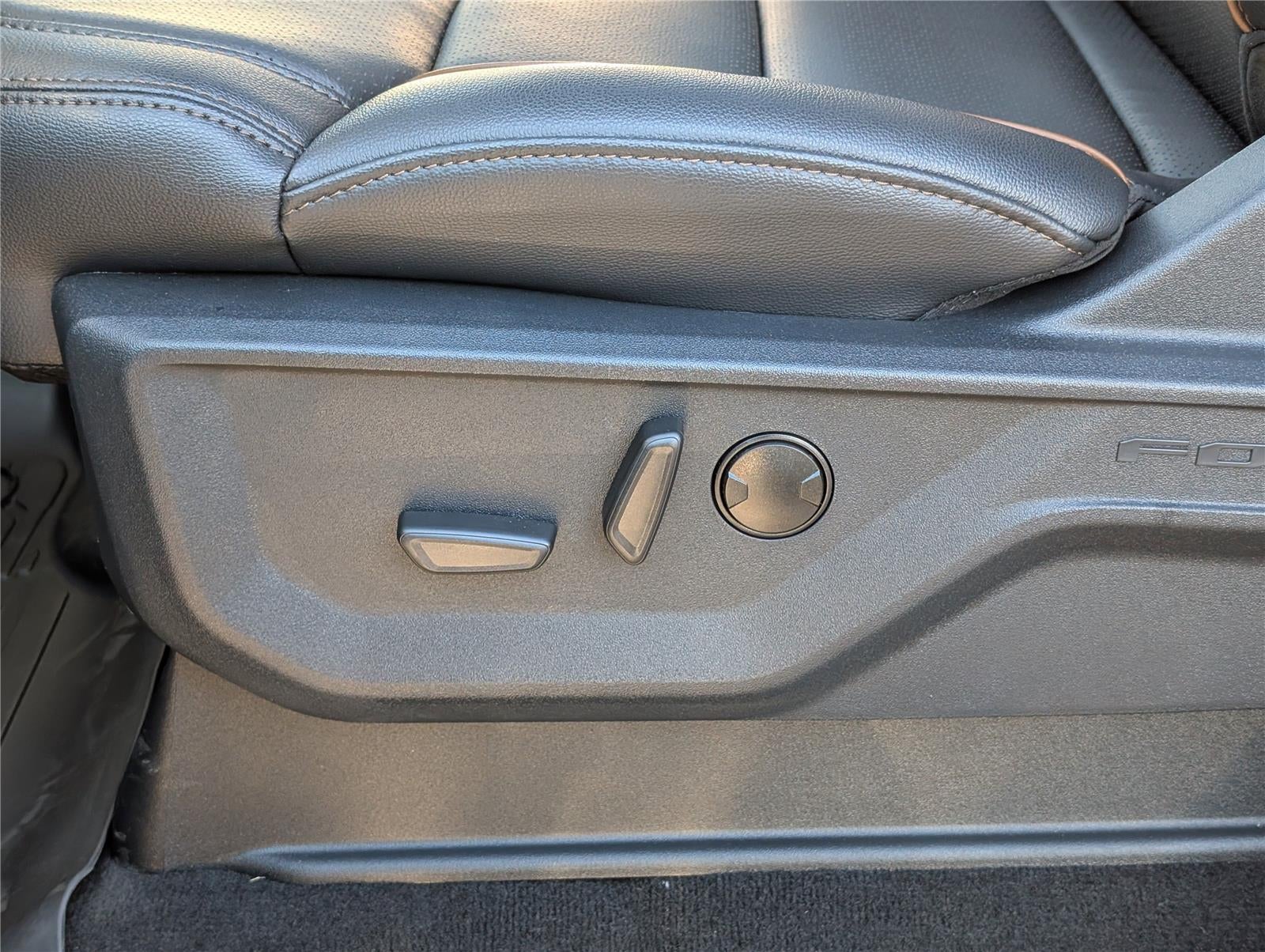 2026 Ford Super Duty F-350® Lariat®