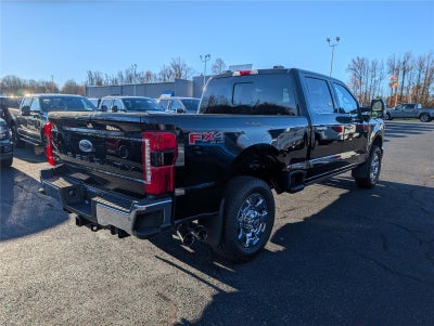 2026 Ford Super Duty F-350® Lariat®