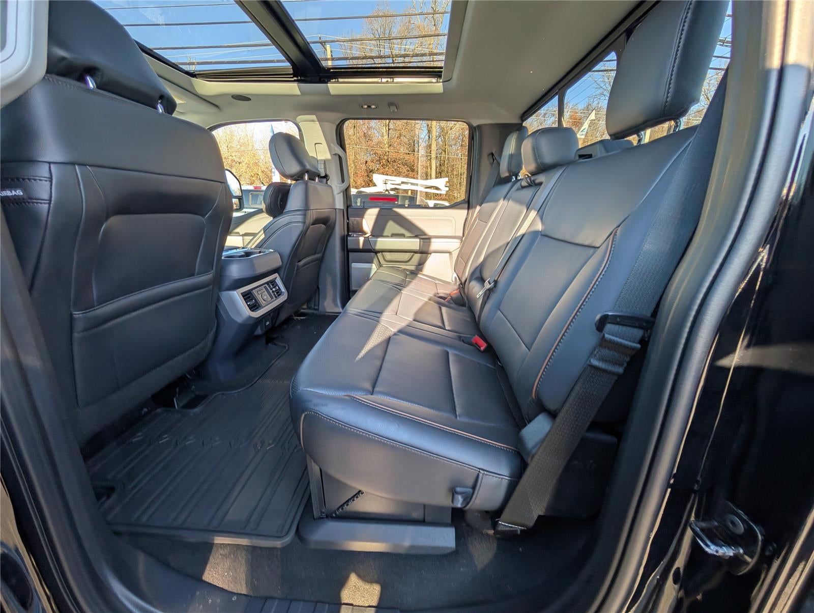 2026 Ford Super Duty F-350® Lariat®