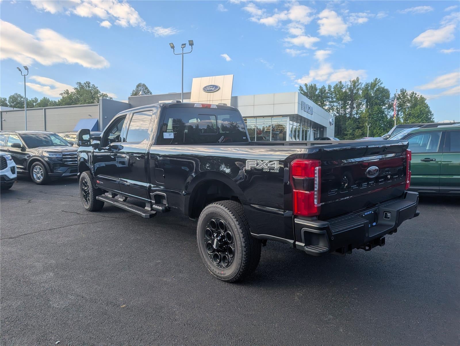 2026 Ford Super Duty F-350® Lariat®