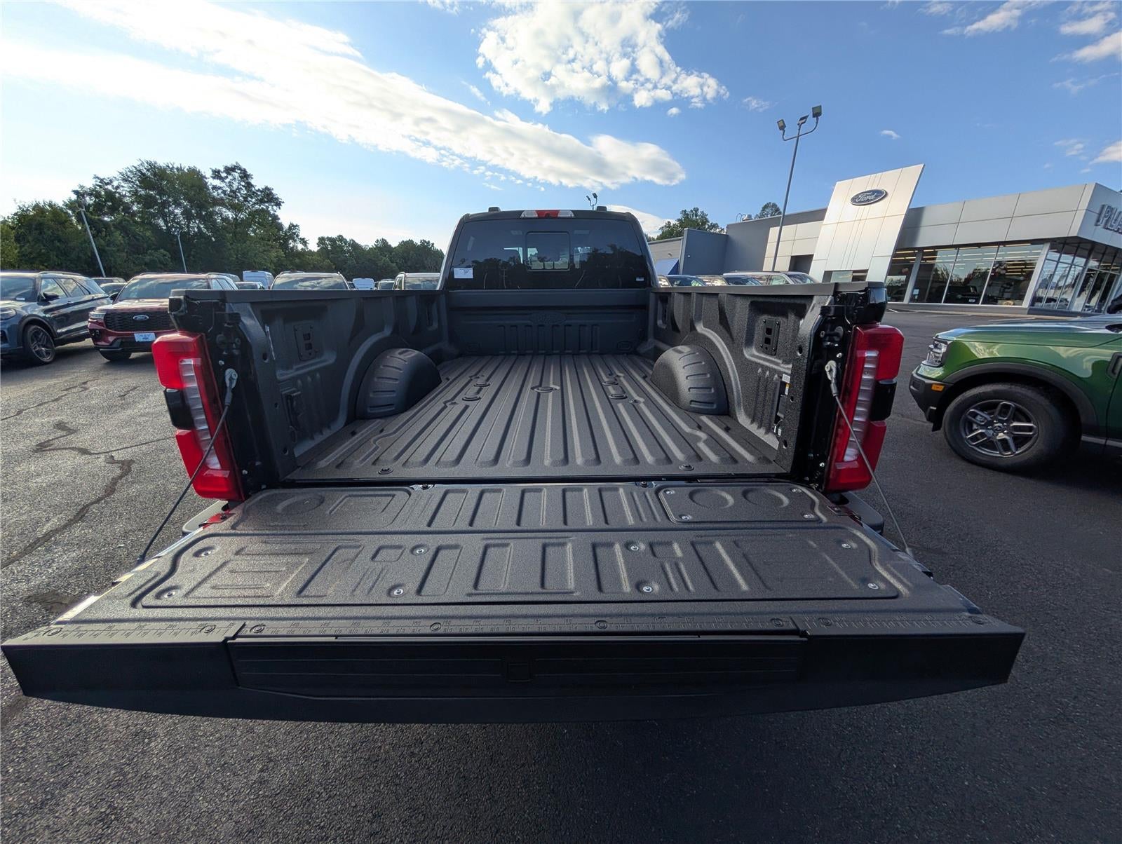 2026 Ford Super Duty F-350® Lariat®