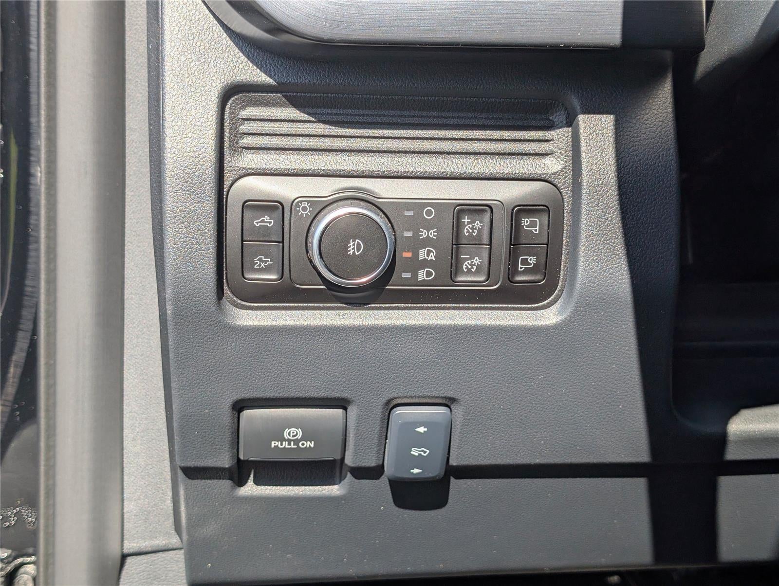 2025 Ford Super Duty F-350® Lariat®