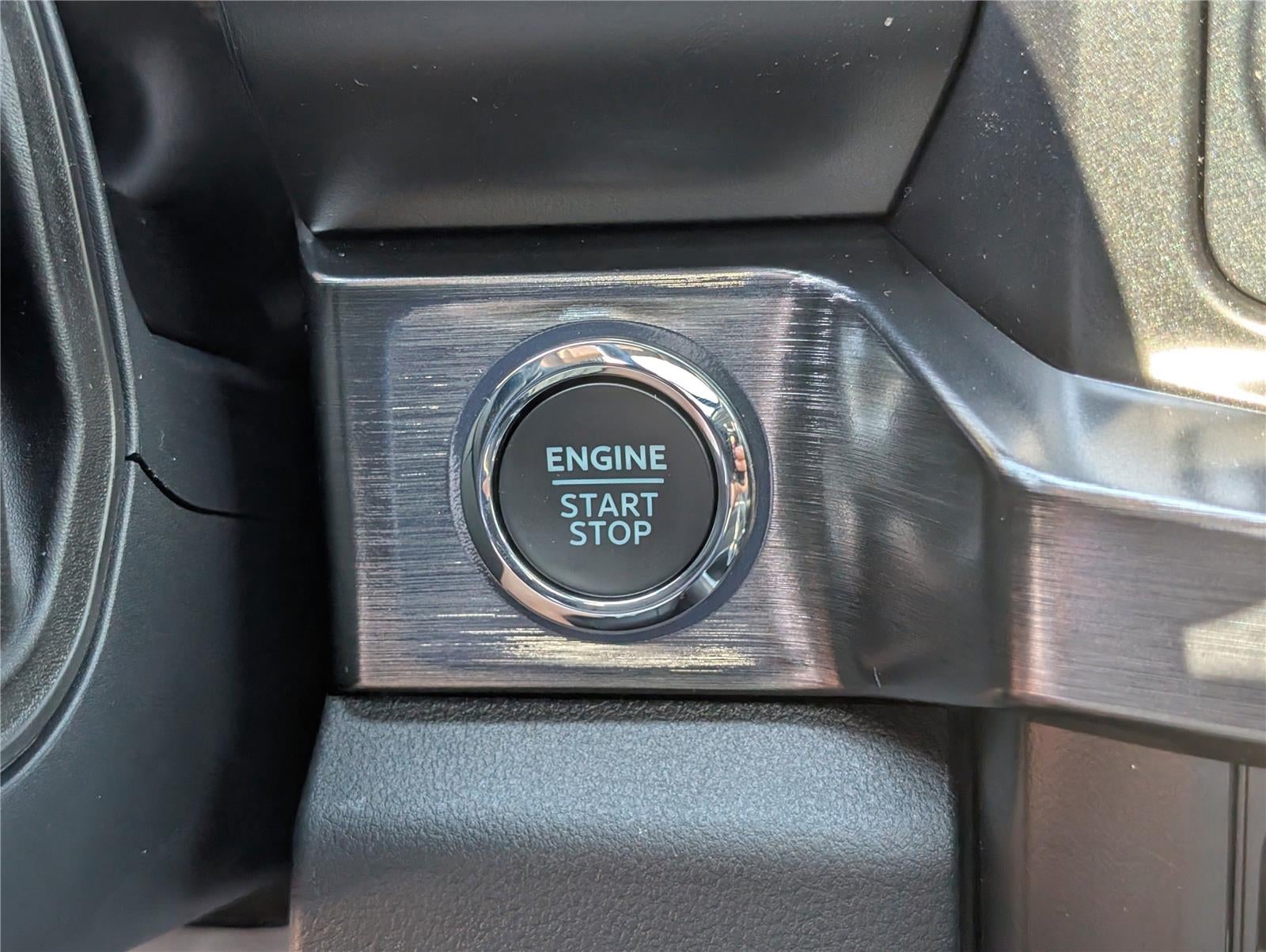 2025 Ford Super Duty F-350® Lariat®