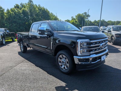 2025 Ford Super Duty F-350® Lariat®