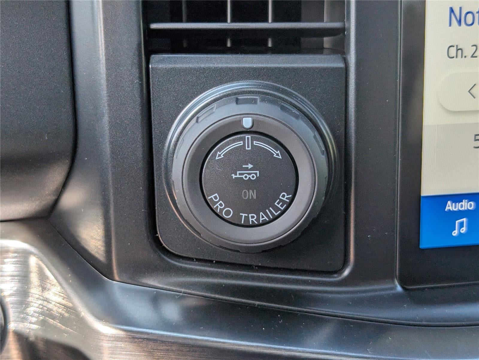 2025 Ford Super Duty F-350® Lariat®