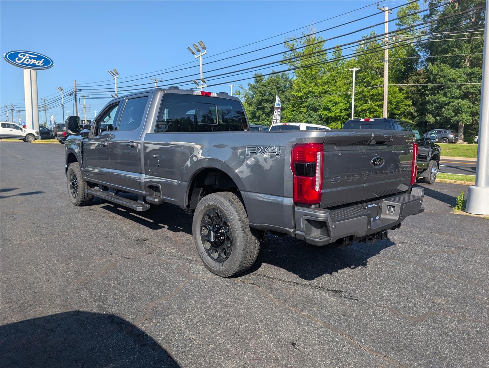 2025 Ford Super Duty F-350® Lariat®