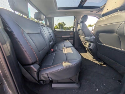 2025 Ford Super Duty F-350® Lariat®