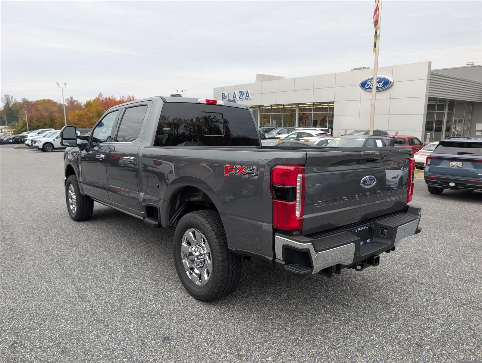 2026 Ford Super Duty F-350® Lariat®