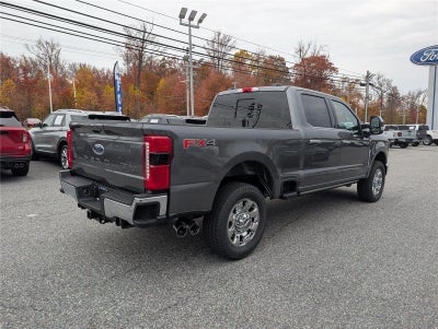 2026 Ford Super Duty F-350® Lariat®