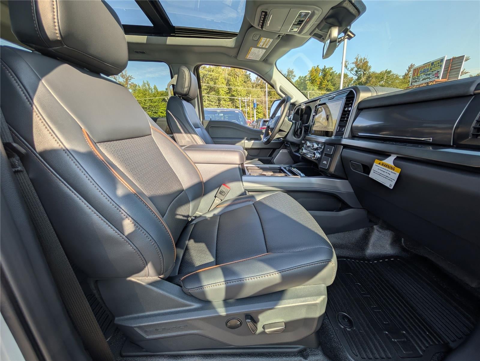 2026 Ford Super Duty F-350® Lariat®