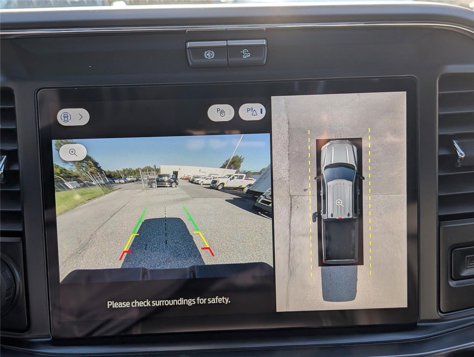 2026 Ford Super Duty F-350® Lariat®